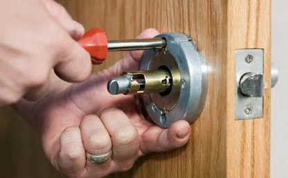 Security Locksmith Services Los Angeles, CA 310-955-1394 Security Locksmith Services Los Angeles, CA 310-955-1394 - 12-Expert-Locksmith