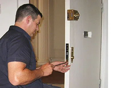Security Locksmith Services Los Angeles, CA 310-955-1394 - 11-Lock-And-Locksmith